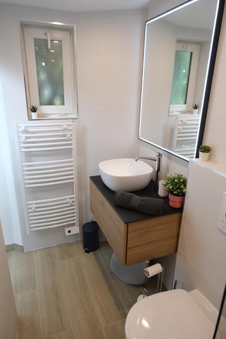 L'Escale Balneo'Romantique - Loveroom - Jacuzzi & Petit Dejeuner Villiers-sur-Marne Esterno foto